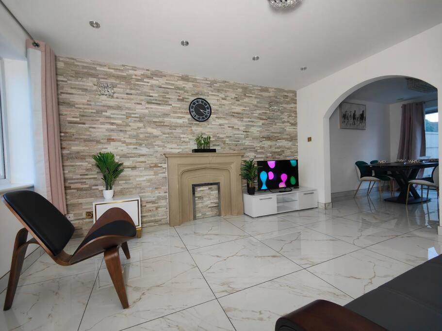 Tyburn Home, Birmingham With Free Parking Exterior photo
