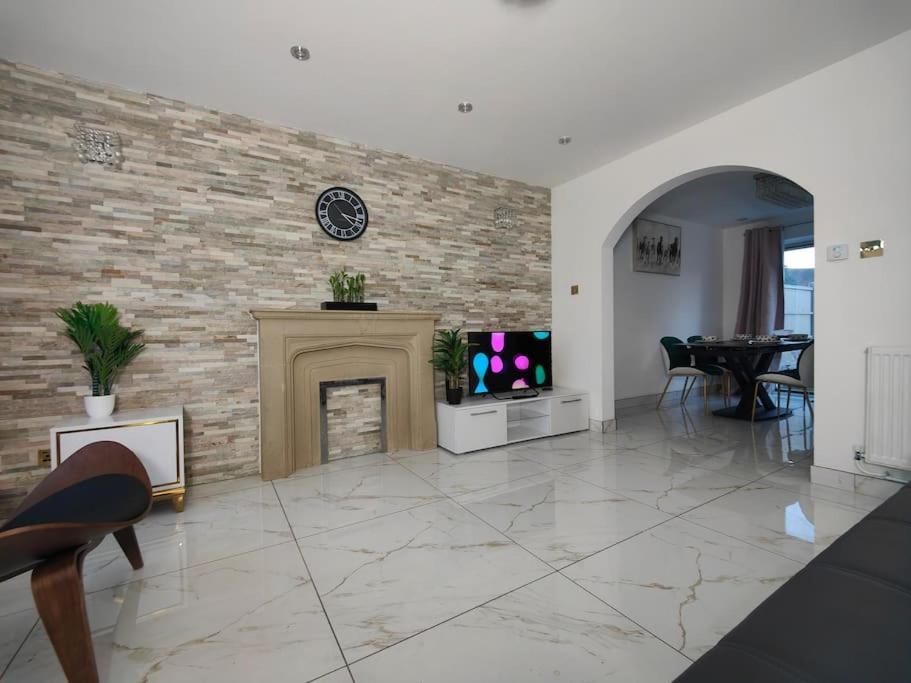 Tyburn Home, Birmingham With Free Parking Exterior photo